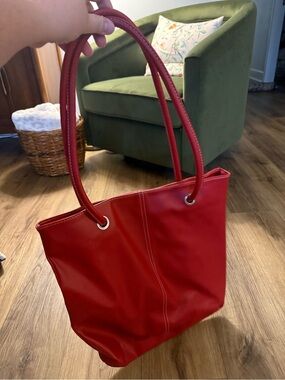 Red Tote Handbag - Classic Everyday Shoulder Bag